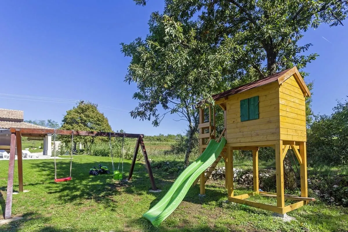 Žminj Villa Mate In Kuhari - Haus Fuer 8 Personen 0*,  קרואטיה