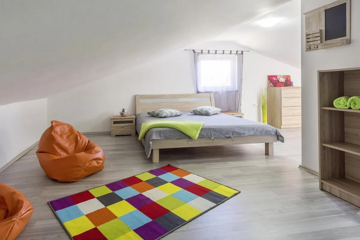 Žminj Villa Mate In Kuhari - Haus Fuer 8 Personen קרואטיה